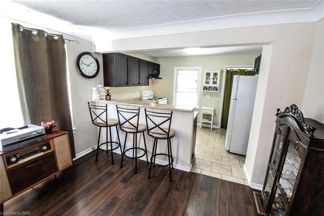 37 Marquis Avenue, House detached with 2 bedrooms, 1 bathrooms and null parking in St. Catharines ON | Image 13
