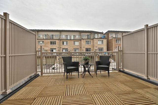B - 1024 Islington Ave, Townhouse with 3 bedrooms, 3 bathrooms and 1 parking in Toronto ON | Image 19