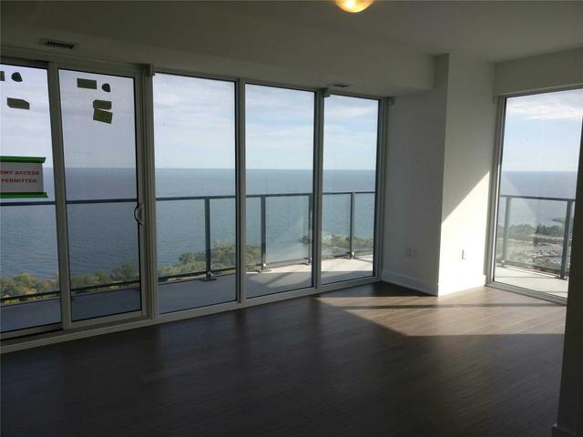 3517 - 30 Shore Breeze Dr, Condo with 2 bedrooms, 2 bathrooms and 1 parking in Toronto ON | Image 3