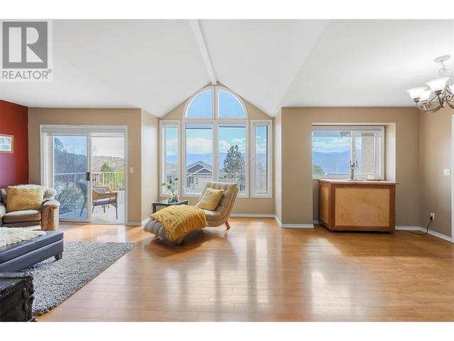 3350 Sundance Drive, House detached with 5 bedrooms, 3 bathrooms and 7 parking in West Kelowna BC | Image 3
