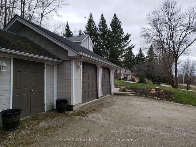 156 Old Highway 26 Ave, House detached with 3 bedrooms, 3 bathrooms and 6 parking in Meaford ON | Image 34