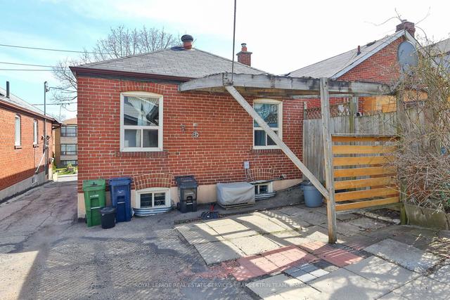 570 Blackthorn Ave, House detached with 2 bedrooms, 2 bathrooms and 3 parking in Toronto ON | Image 30