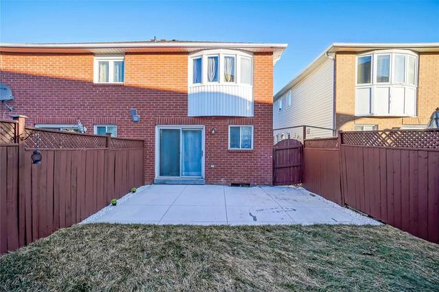 227 Pressed Brick Dr, House semidetached with 3 bedrooms, 4 bathrooms and 5 parking in Brampton ON | Image 33