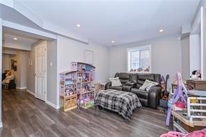 84 Clough Cres, House semidetached with 3 bedrooms, 4 bathrooms and 2 parking in Guelph ON | Image 13