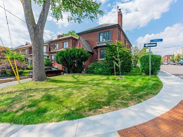 upper - 2 Larkin Ave, House detached with 2 bedrooms, 1 bathrooms and 1 parking in Toronto ON | Image 1