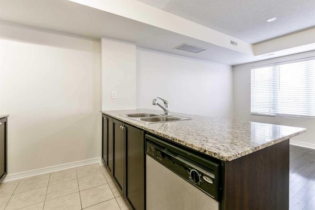 225 - 11 Ruttan St, Townhouse with 2 bedrooms, 2 bathrooms and 1 parking in Toronto ON | Image 9