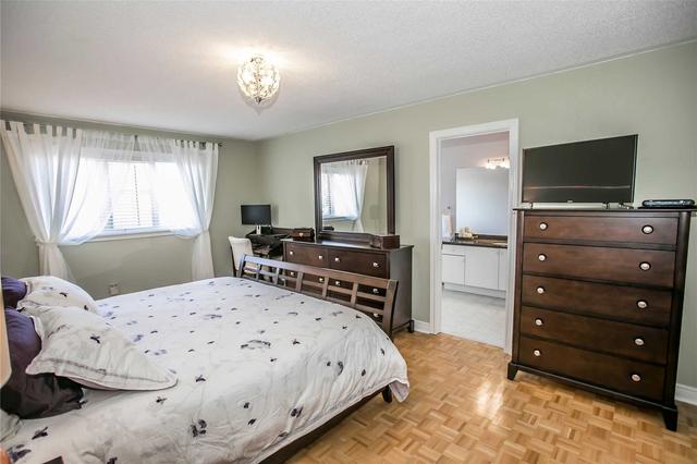 37 Sarno St, House semidetached with 3 bedrooms, 4 bathrooms and 3 parking in Vaughan ON | Image 15