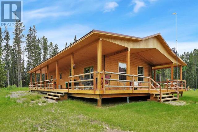 381055 Range Road 7 4, Home with 2 bedrooms, 2 bathrooms and null parking in Clearwater County AB | Image 3