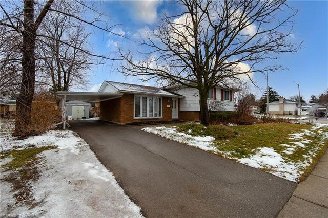 327 Overlea Drive, House detached with 4 bedrooms, 2 bathrooms and null parking in Kitchener ON | Image 6