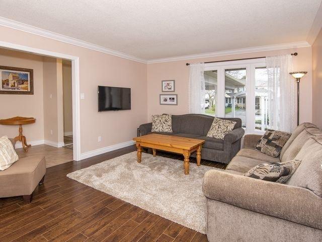 98 Rushmore Cres, House attached with 3 bedrooms, 2 bathrooms and 3 parking in Brampton ON | Image 23