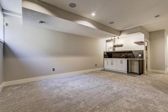 720 15 Street Nw, Home with 5 bedrooms, 4 bathrooms and 2 parking in Calgary AB | Image 35