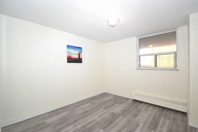 509 - 370 Dixon Rd, Condo with 2 bedrooms, 1 bathrooms and 1 parking in Toronto ON | Image 13