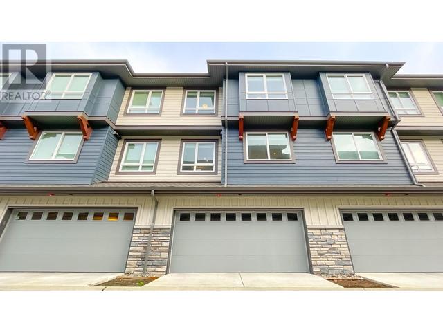 4 - 4991 No. 5 Road, House attached with 4 bedrooms, 3 bathrooms and 2 parking in Richmond BC | Image 4