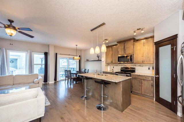 20 Hillcrest Link Sw, House detached with 3 bedrooms, 2 bathrooms and 4 parking in Calgary AB | Image 13