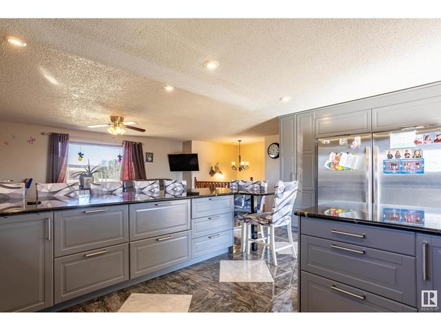 56107 Hwy 32, House detached with 3 bedrooms, 2 bathrooms and null parking in Yellowhead County AB | Image 26