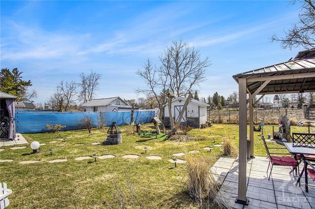76 Laurier Street, House detached with 2 bedrooms, 2 bathrooms and 4 parking in Casselman ON | Image 17