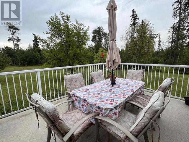 10655 N 97 Highway, House detached with 4 bedrooms, 3 bathrooms and null parking in Peace River B BC | Image 25