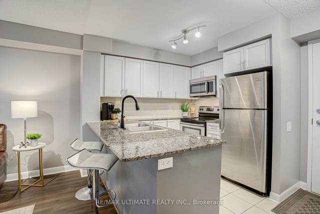 247 - 525 Wilson Ave, Condo with 1 bedrooms, 1 bathrooms and 1 parking in Toronto ON | Image 38