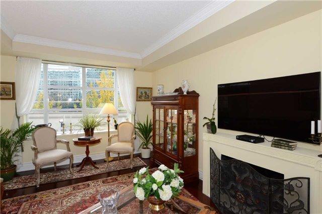 211 - 10 Old York Mills Rd, Condo with 1 bedrooms, 1 bathrooms and 1 parking in Toronto ON | Image 7