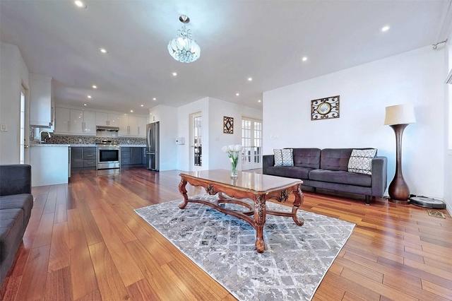 186 Elmwood Ave, House detached with 4 bedrooms, 5 bathrooms and 4 parking in Toronto ON | Image 40