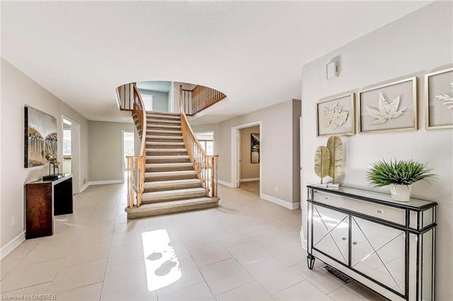 1468 Tanner Court, House detached with 5 bedrooms, 2 bathrooms and 4 parking in Oakville ON | Image 23