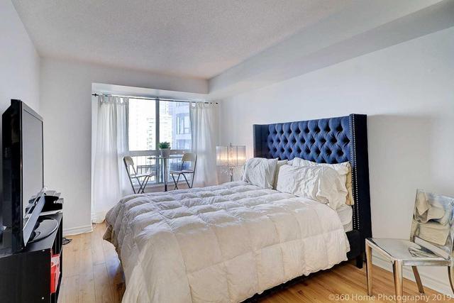 820 - 2111 Lake Shore Blvd W, Condo with 1 bedrooms, 1 bathrooms and 1 parking in Toronto ON | Image 15