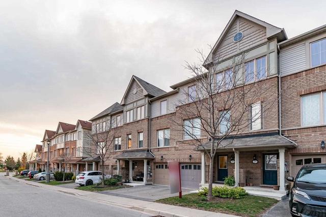 20 Cedar Lake Cres, Townhouse with 3 bedrooms, 3 bathrooms and 2 parking in Brampton ON | Image 12