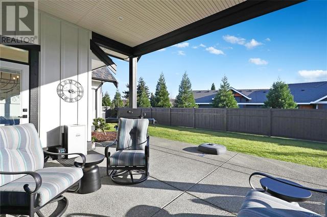 3392 Manchester Dr, House detached with 3 bedrooms, 2 bathrooms and 6 parking in Courtenay BC | Image 23