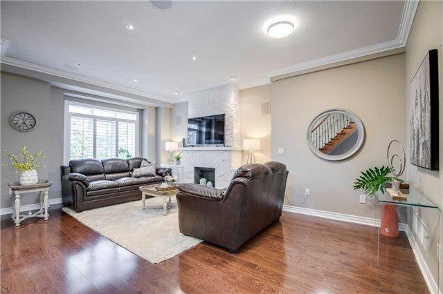 3186 Joel Kerbel Pl, House attached with 4 bedrooms, 4 bathrooms and 2 parking in Mississauga ON | Image 3