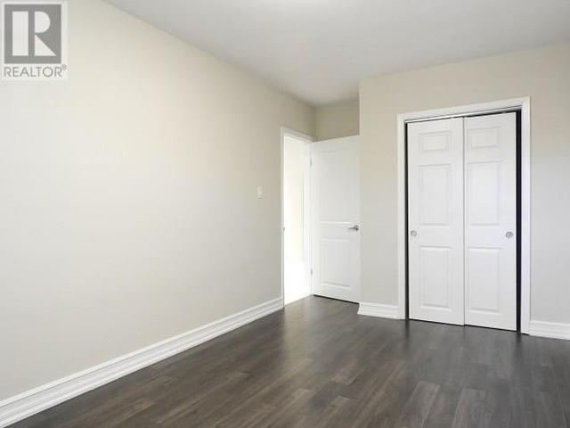 42 Emerald Cres, House detached with 3 bedrooms, 1 bathrooms and 1 parking in Toronto ON | Image 2