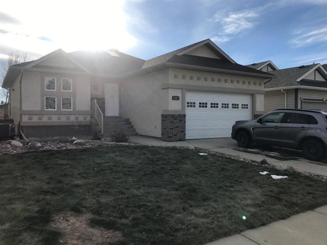 30 Salish Place W, House detached with 3 bedrooms, 2 bathrooms and 4 parking in Lethbridge AB | Image 1