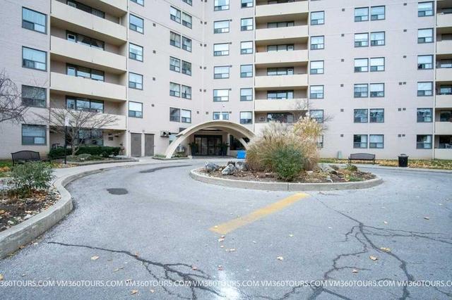 1213 - 700 Dynes Rd, Condo with 2 bedrooms, 2 bathrooms and 2 parking in Burlington ON | Image 17
