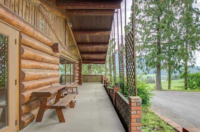 3218 Trinity Valley Road, House detached with 3 bedrooms, 2 bathrooms and 15 parking in North Okanagan F BC | Image 5
