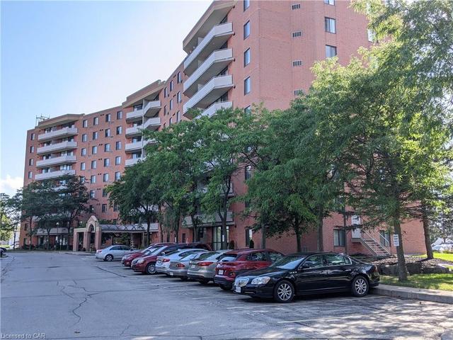 106 - 9 Bonheur Court, House attached with 1 bedrooms, 1 bathrooms and 1 parking in Brantford ON | Image 7