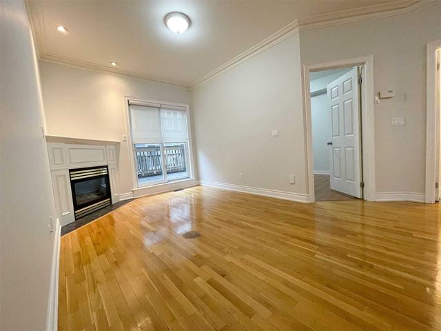 1013a College St, Townhouse with 2 bedrooms, 2 bathrooms and 1 parking in Toronto ON | Image 5