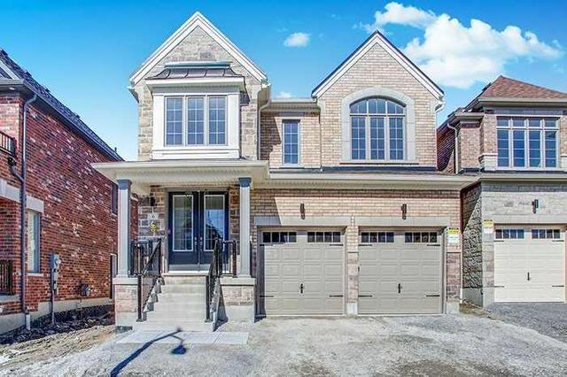 6 St Ives Cres, House detached with 4 bedrooms, 4 bathrooms and 3 parking in Whitby ON | Image 1