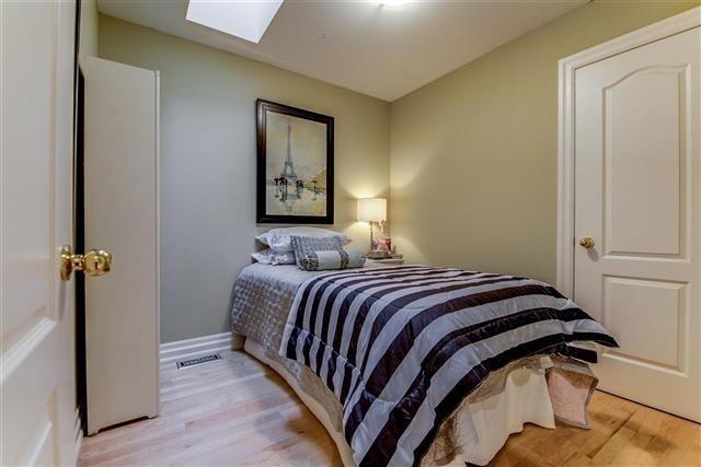 79 Pickering St, House semidetached with 3 bedrooms, 4 bathrooms and 1 parking in Toronto ON | Image 12