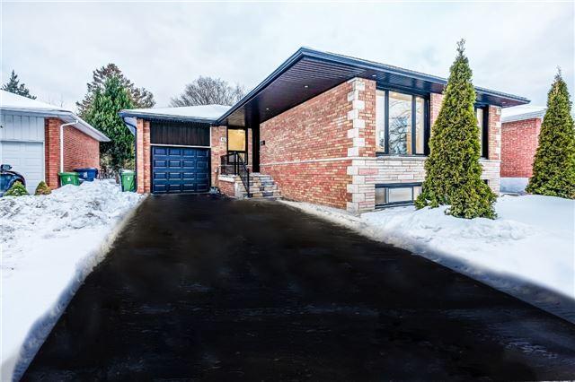 42 Sellmar Rd, House detached with 3 bedrooms, 3 bathrooms and 2 parking in Toronto ON | Image 1