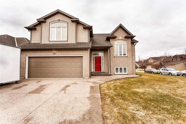 6611 Flora Crt, House detached with 3 bedrooms, 3 bathrooms and 8 parking in Niagara Falls ON | Image 1