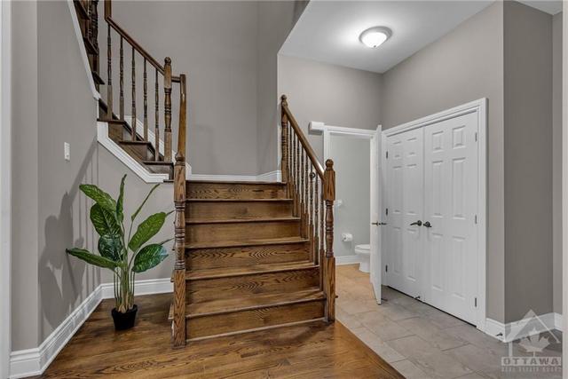6787 Breanna Cardill Street, Townhouse with 3 bedrooms, 4 bathrooms and 3 parking in Ottawa ON | Image 15