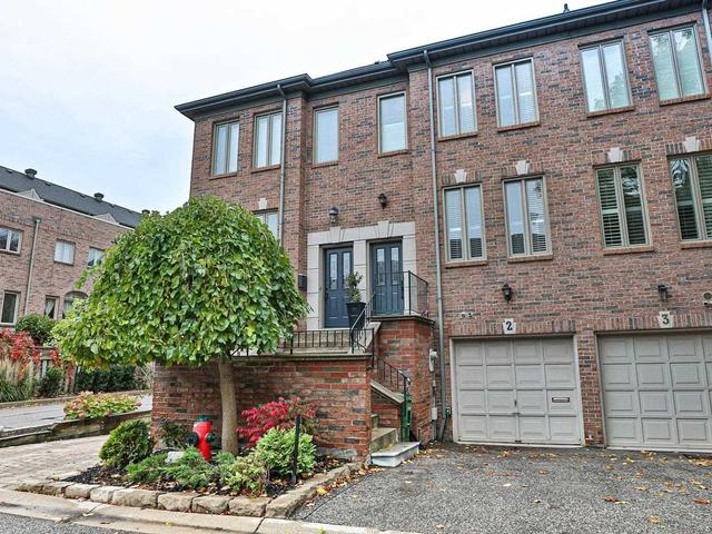 th2 - 175 Grand Ave, House attached with 3 bedrooms, 3 bathrooms and 2 parking in Toronto ON | Image 1