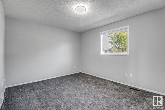 16 - 451 Hyndman Cr Nw, House attached with 3 bedrooms, 1 bathrooms and 2 parking in Edmonton AB | Image 10