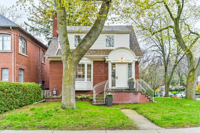 148 Rosewell Ave, House detached with 3 bedrooms, 2 bathrooms and 4 parking in Toronto ON | Image 1