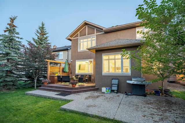 254 Discovery Ridge Way Sw, House detached with 5 bedrooms, 3 bathrooms and 4 parking in Calgary AB | Image 45
