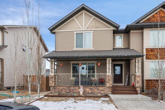 128 Wildrose Heath Nw, Home with 3 bedrooms, 2 bathrooms and 4 parking in Wheatland County AB | Image 1
