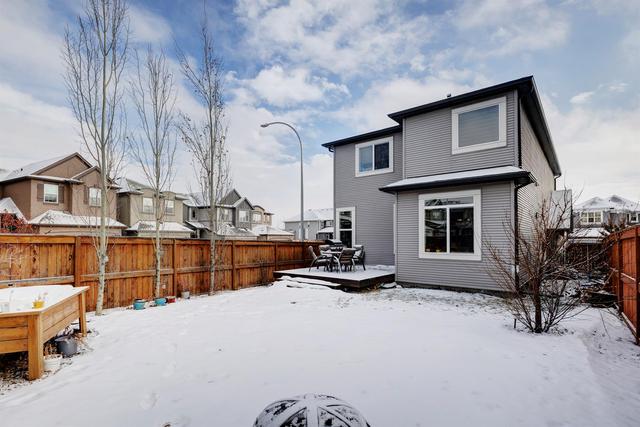 48 Cranarch Crescent Se, House detached with 3 bedrooms, 2 bathrooms and 4 parking in Calgary AB | Image 3