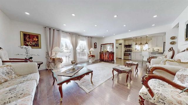 41 Draycott Dr, House detached with 3 bedrooms, 3 bathrooms and 6 parking in Toronto ON | Image 35