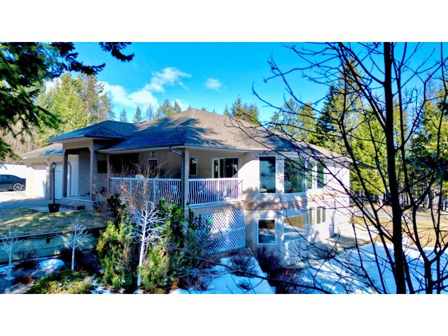 1857 Kirk Road, House detached with 3 bedrooms, 3 bathrooms and null parking in East Kootenay C BC | Image 1