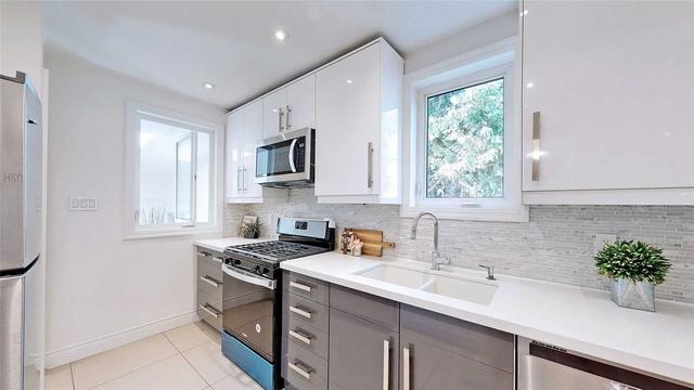 46 Dudley Ave, House detached with 4 bedrooms, 3 bathrooms and 3 parking in Toronto ON | Image 39