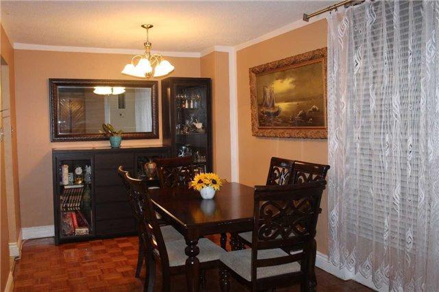 803 - 3170 Kirwin Ave, Condo with 3 bedrooms, 2 bathrooms and 1 parking in Mississauga ON | Image 13